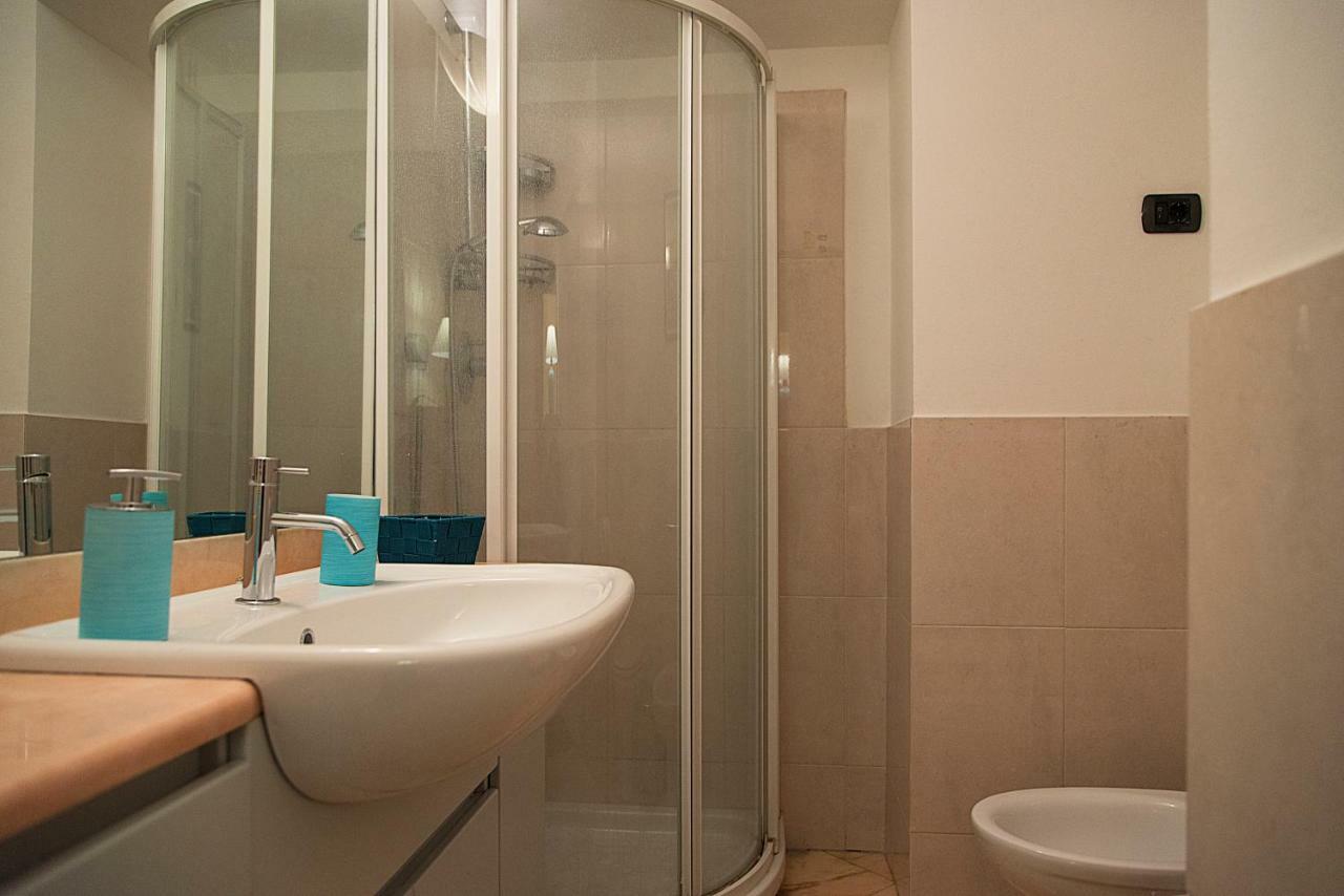 Elegant Apartment In Sant'Ambrogio มิลาน ภายนอก รูปภาพ