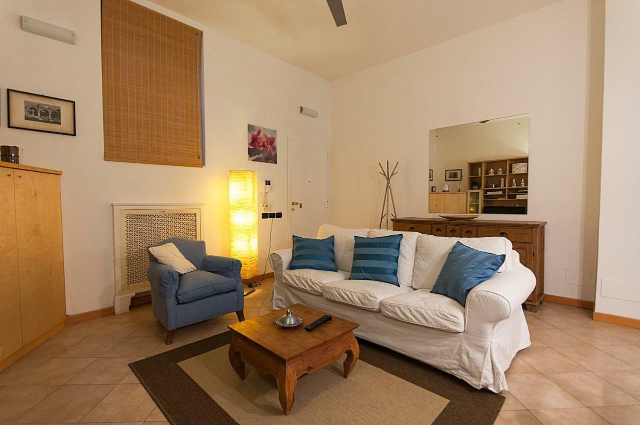 Elegant Apartment In Sant'Ambrogio มิลาน ภายนอก รูปภาพ