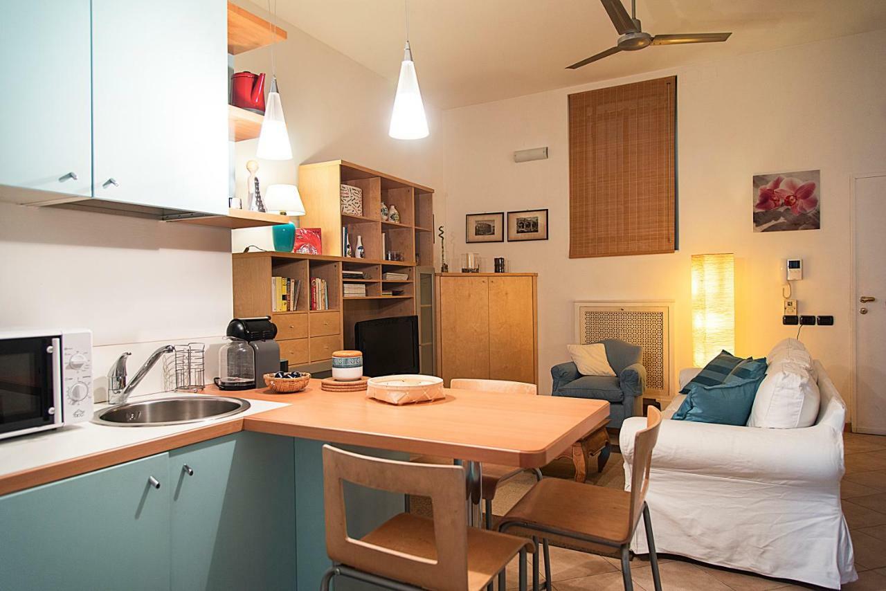 Elegant Apartment In Sant'Ambrogio มิลาน ภายนอก รูปภาพ