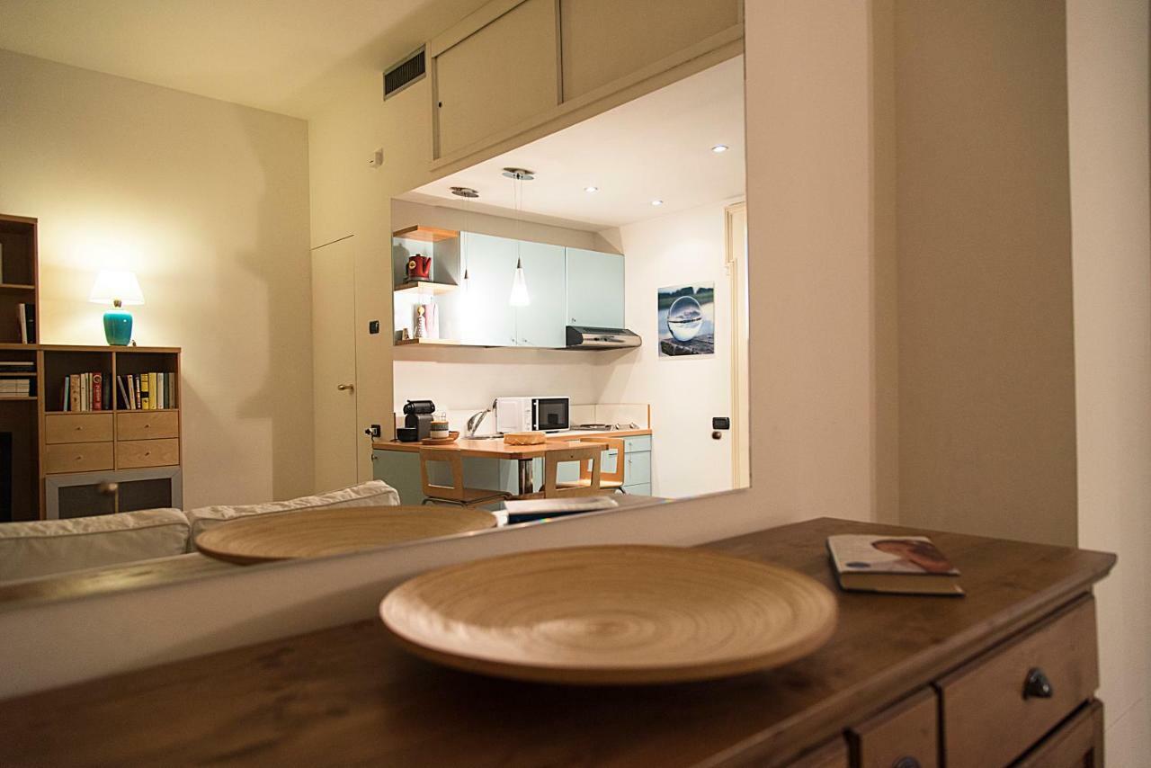 Elegant Apartment In Sant'Ambrogio มิลาน ภายนอก รูปภาพ